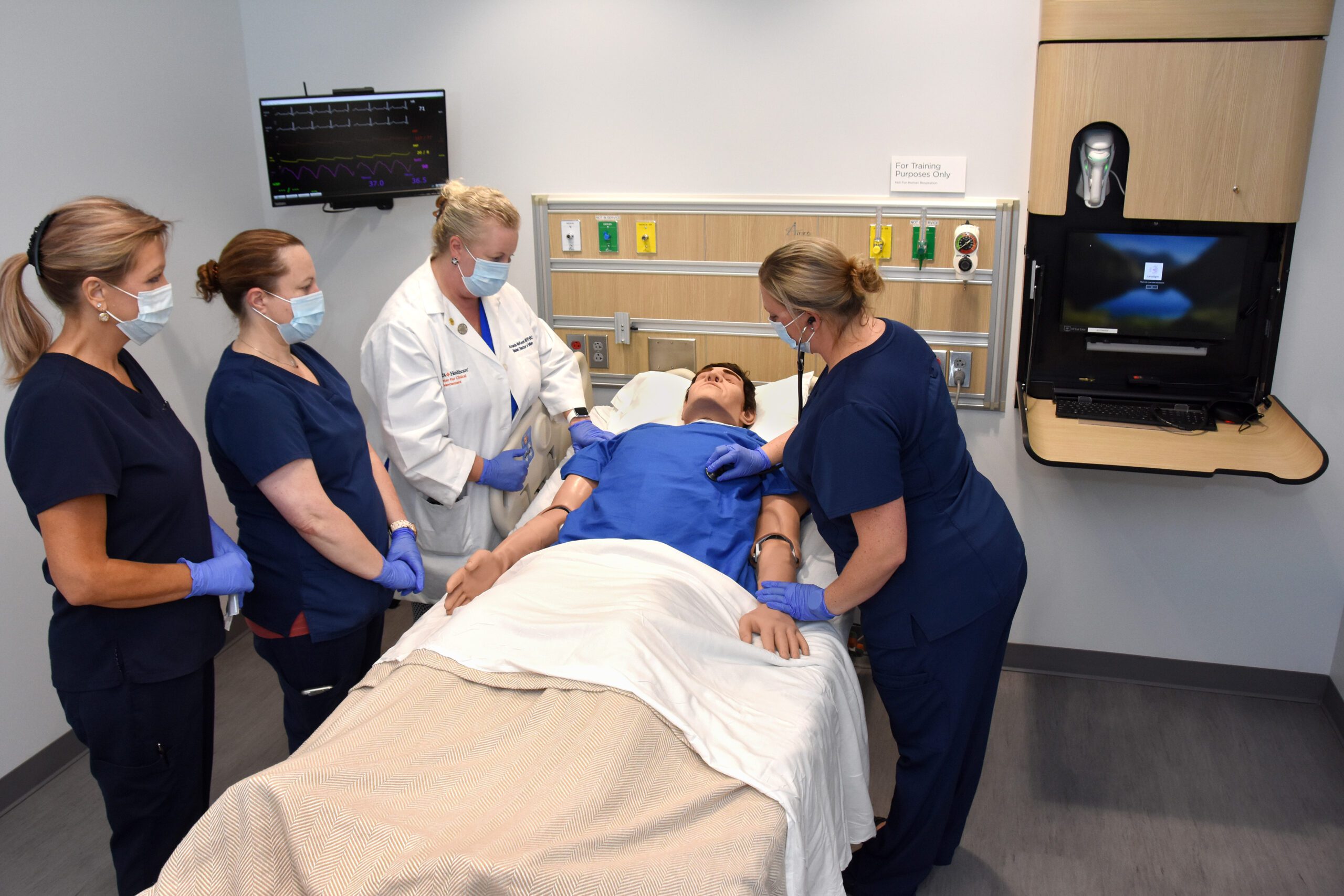 HCA Opens New Simulation Center to Train Nurses College of Medicine